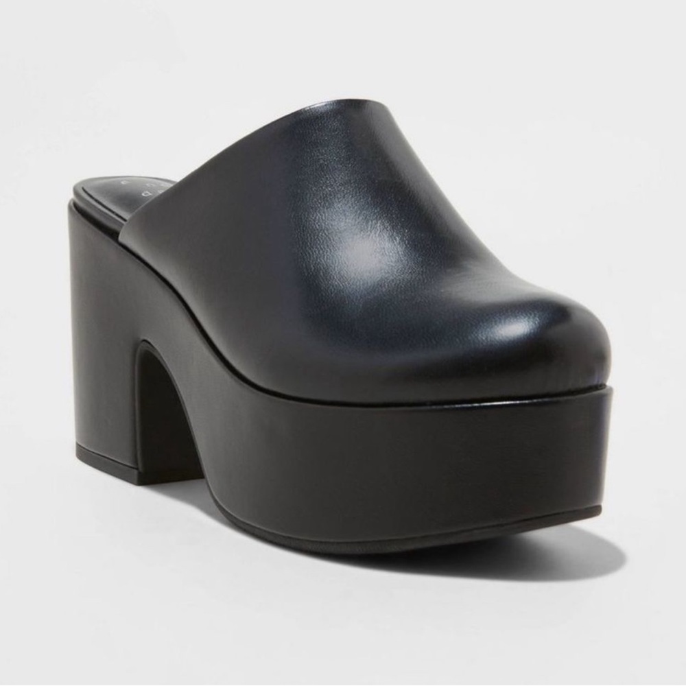 Women's Cheyenne Platform Clog Heels - A New Day Black 7